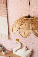 Rattanowa lampa sufitowa Fie kwiatek